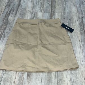 Veronica M. Skirt